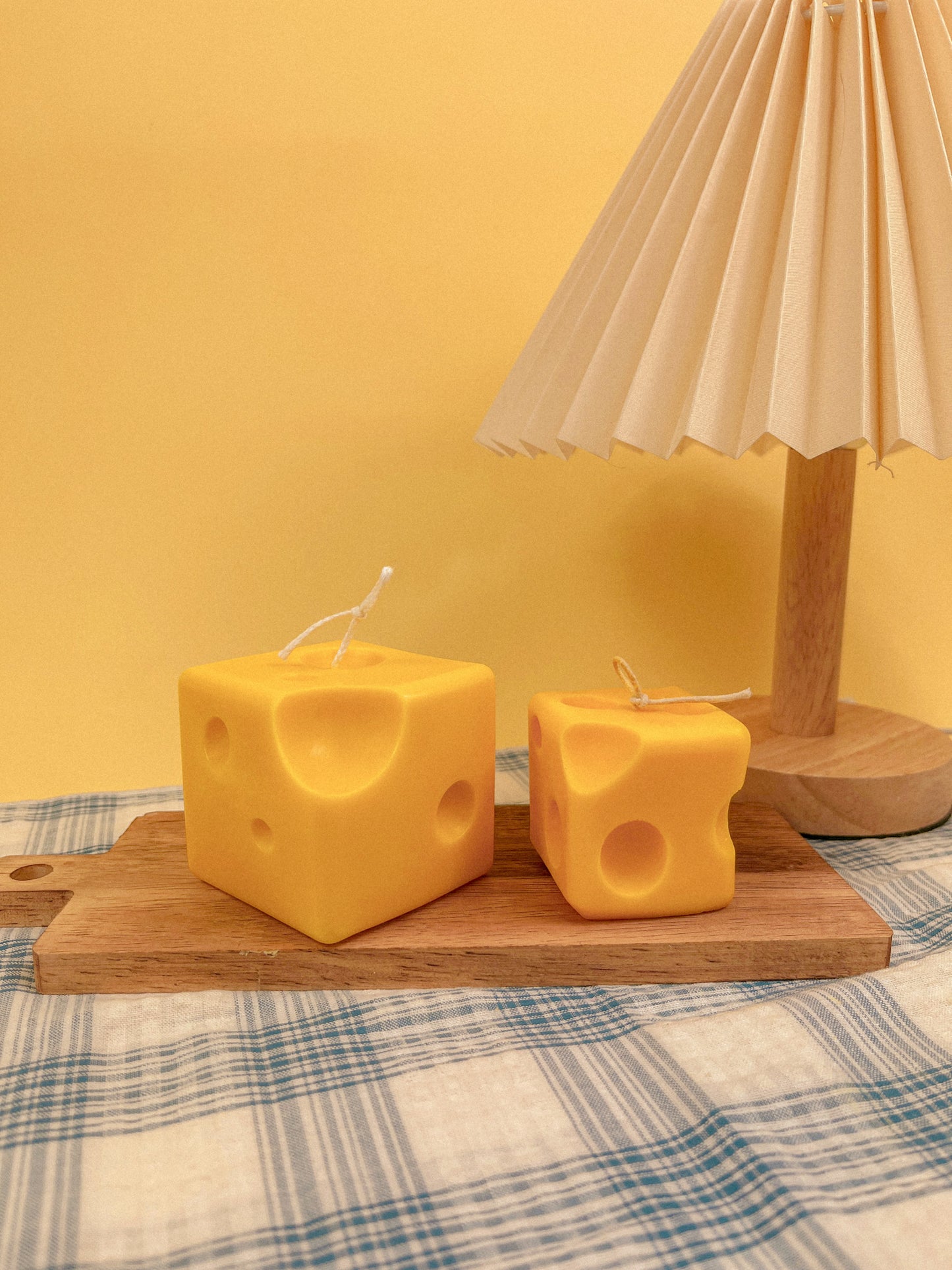 Sueño con Queso Cheese Candle