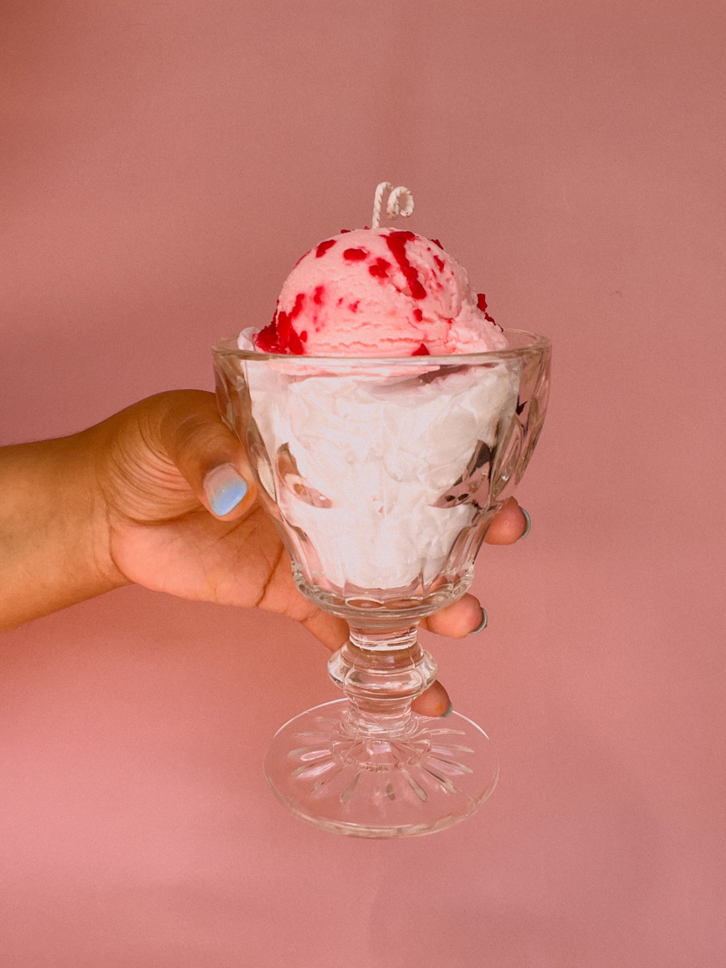 Heladitos - Guavaberry Ice Cream Candle
